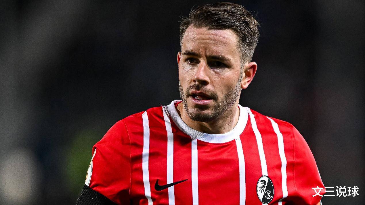 爱游戏在线登录-沃尔夫斯堡客场取胜，赢得关键三分