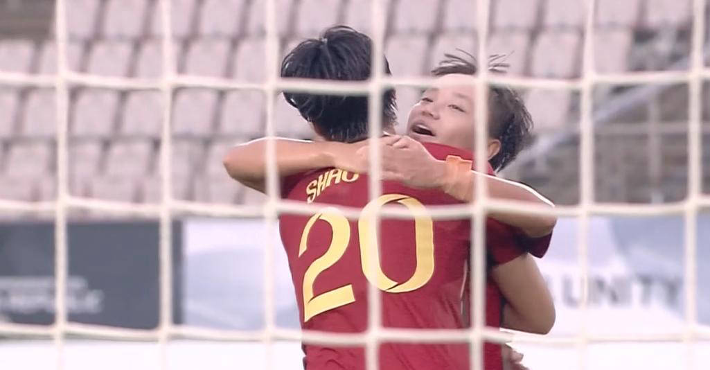 包含神奇时刻:女足比赛中的惊艳瞬间的词条 包含神奇时刻:女足比赛中的惊艳瞬间的词条