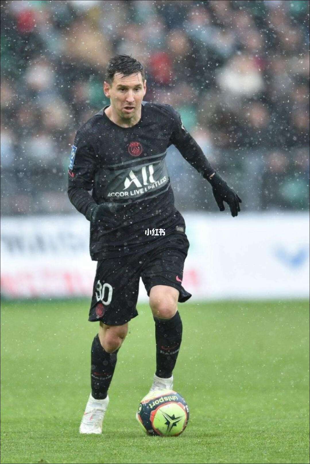 梅西助攻帽子戏法,巴萨主场轻松获胜 梅西助攻帽子戏法,巴萨主场轻松获胜