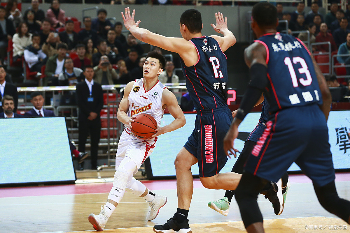 关于近期有哪些篮球比赛备受瞩目？的信息