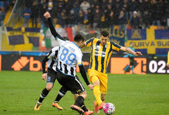 维罗纳客场大胜，成功逃离降级区