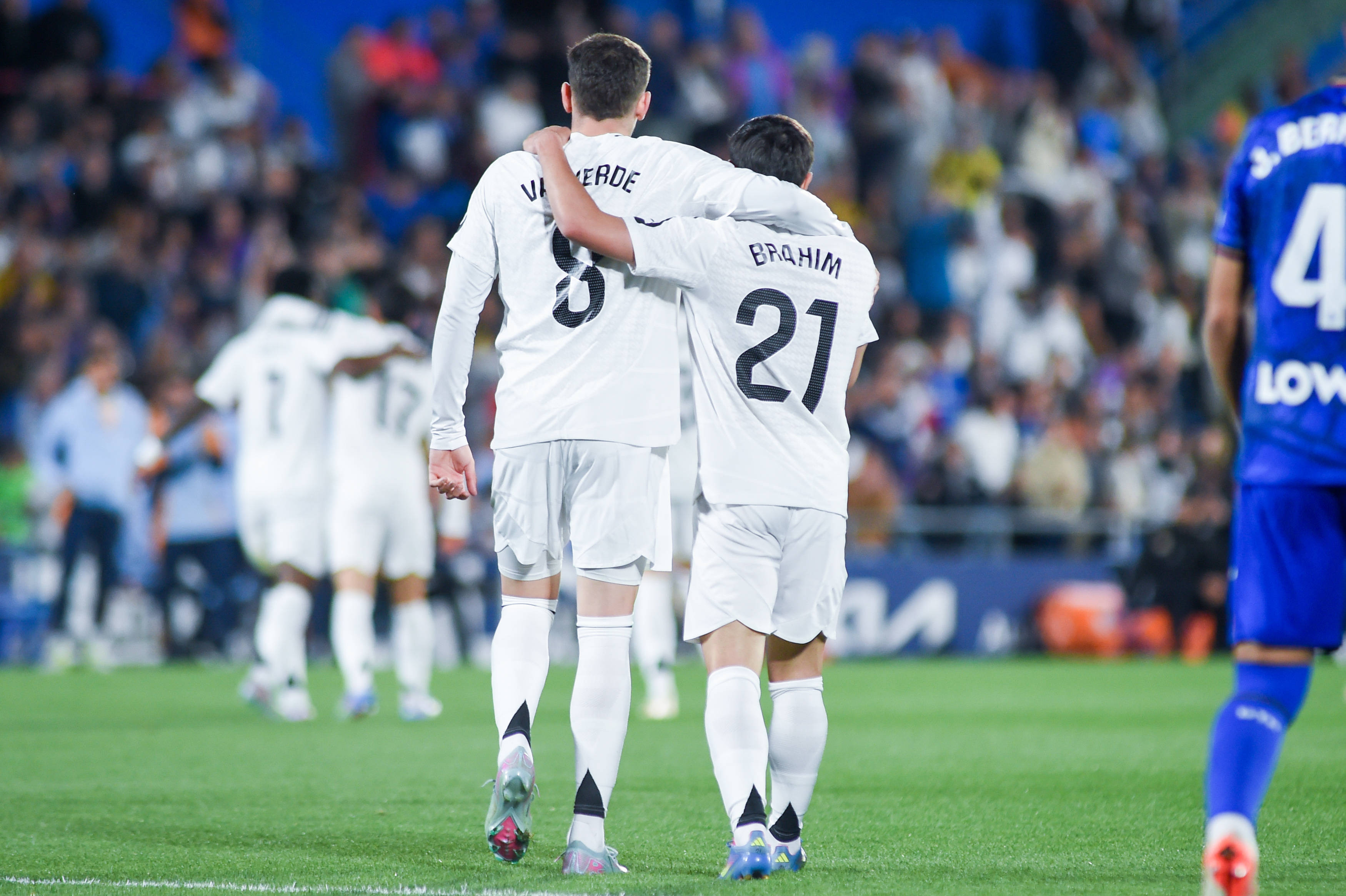 赫塔菲全面守住榜首,皇马遭遇连败的简单介绍 赫塔菲全面守住榜首,皇马遭遇连败的简单介绍